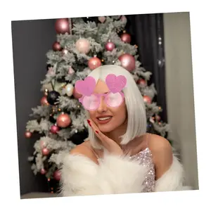 Nessiworld Pembe Renk Sim Işlenmiş Kalp Figürlü Parti Gözlüğü