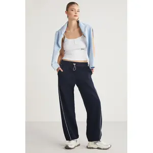 Nikoleta Kadın Beli ve Paçası Stoperli Comfort Fit Biye Detaylı Lacivert Eşofman Altı
